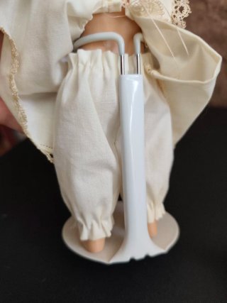 Mariquita Pérez 20 cm con traje de bolillos