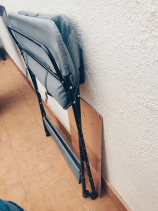 Cambiador de bebé plegable con cesta