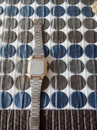 Reloj Casio Dorado