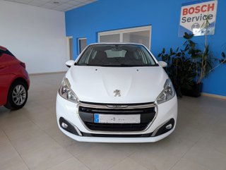 Peugeot 208 2016