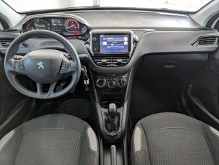Peugeot 208 2016