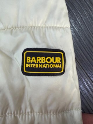 Cappotto imbottito Barbour donna beige