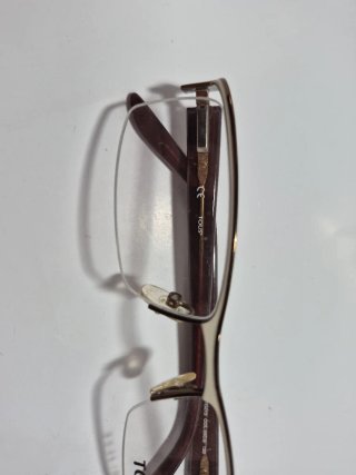 Gafas graduadas marrones y doradas