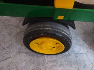Tractor John Deere a Batería Infantil