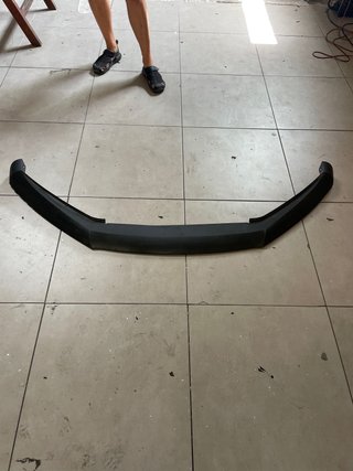 Bajo parachoques delantero VW Tiguan 2009