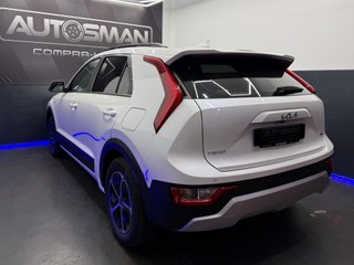 Kia Niro 1.6 GDi HEV 104kW (141CV) Concept