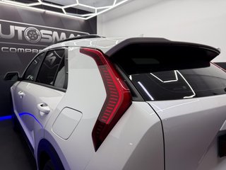 Kia Niro 1.6 GDi HEV 104kW (141CV) Concept