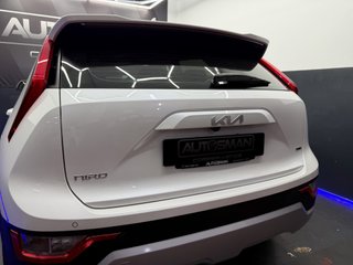 Kia Niro 1.6 GDi HEV 104kW (141CV) Concept
