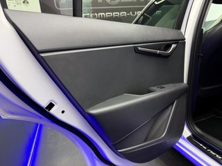 Kia Niro 1.6 GDi HEV 104kW (141CV) Concept