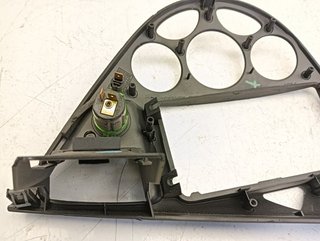 CONSOLA CENTRAL FORD FOCUS BERLINA (CAK) C9DA 98A