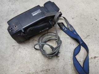 Videocamera Sony Handycam CCD-TR650E Hi8