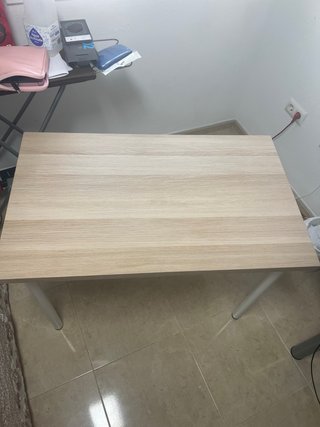 Mesa de escritorio madera y metal