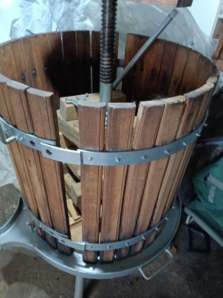 Prensa Vino/Fruta Madera y Metal