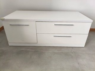 Muebles de salon negro y blanco