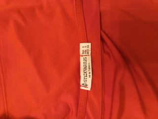 Top hombro manga corta rojo