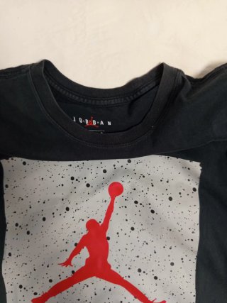 Camiseta Jordan Air Negra y Roja