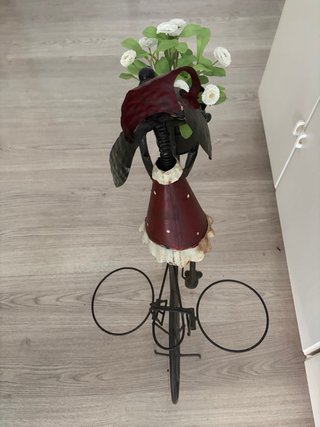 Adorno jardin perro bicicleta macetas metal