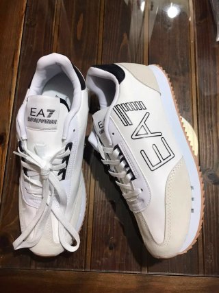 Carteras y zapatillas