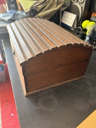 Baúl de madera antiguo