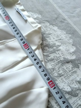 Camisa satén Bershka blanca mujer