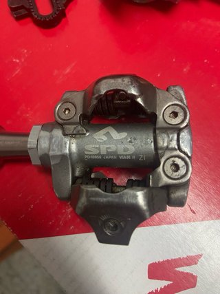 Pedales automáticos bici Shimano
