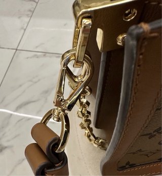 Bolso Louis Vuitton Marrón y Dorado