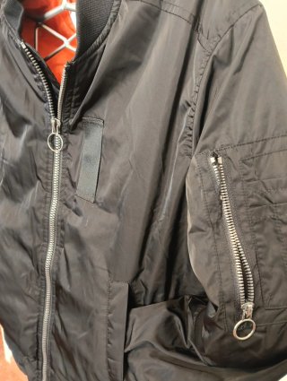 Cazadora Bomber Bershka Negra Talla S