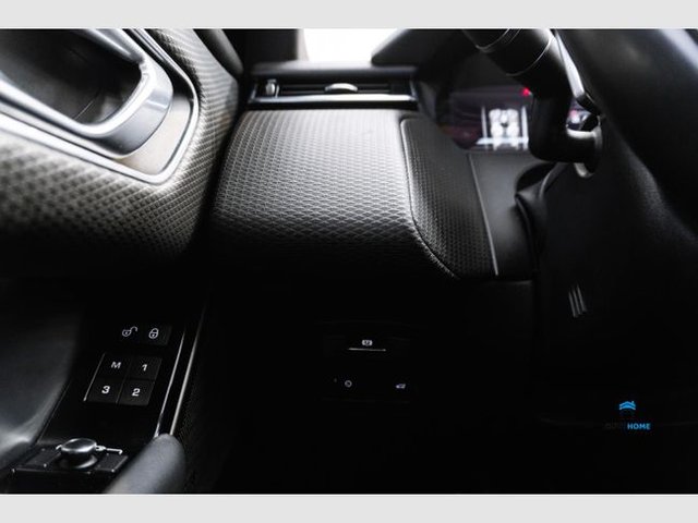 Land-Rover Range Rover Velar 2.0D D240 R-Dynamic 4WD Auto
