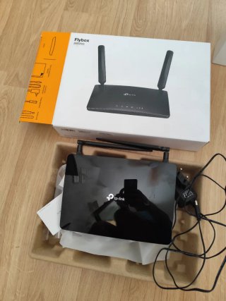 TP-Link Flybox MR200 Router 4G