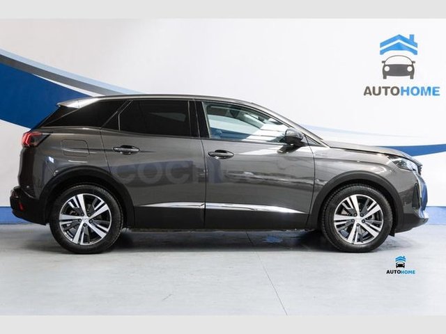 Peugeot 3008 Hybrid 225 e-EAT8 Allure