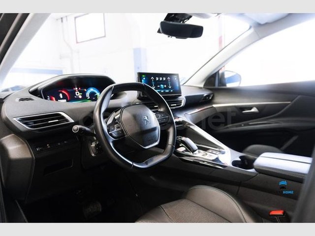 Peugeot 3008 Hybrid 225 e-EAT8 Allure