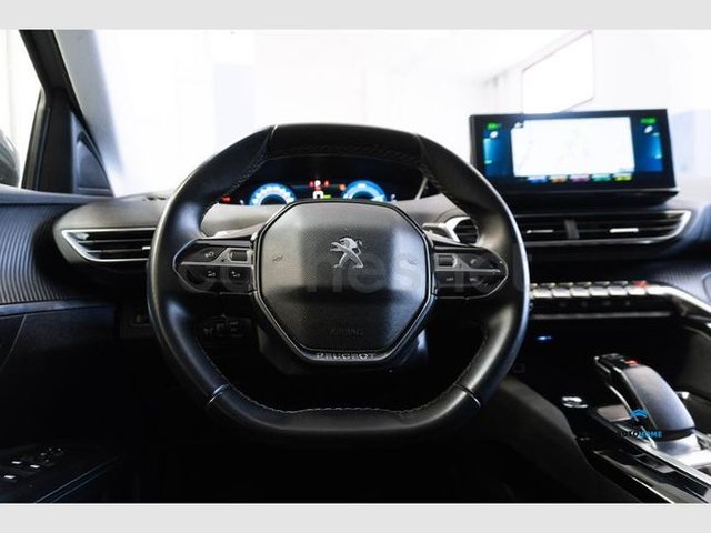 Peugeot 3008 Hybrid 225 e-EAT8 Allure