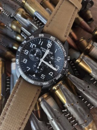Victorinox Fieldforce Chronograph Beige/Negro