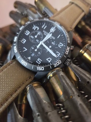 Victorinox Fieldforce Chronograph Beige/Negro