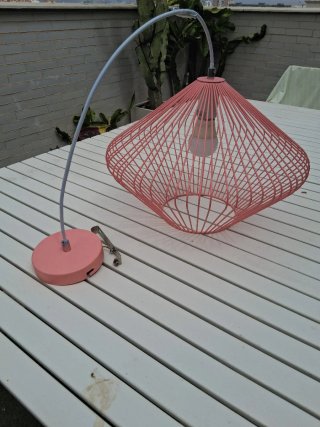Lámpara infantil Maison du Monde rosa