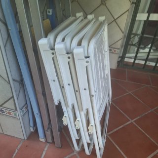 4 Sillas de Exterior Blancas Plegables
