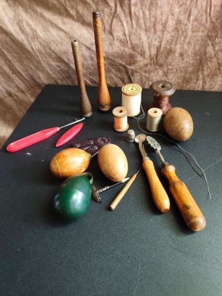 Lote con útiles de costura vintage