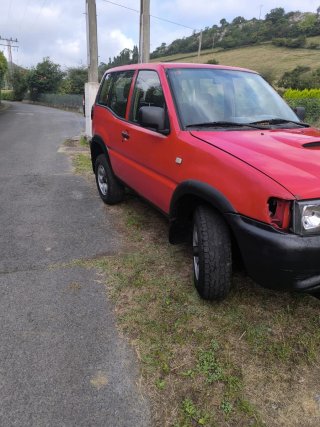 Nissan Terrano II 2000