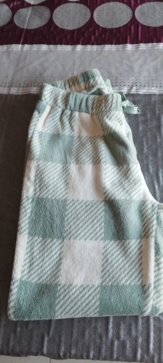 Pijama Invierno Verde y Blanco.