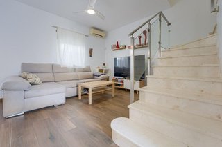 Casa adosada en venta en Umbrete