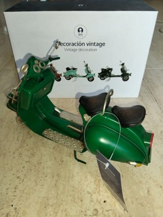 Moto Vespa Decoración Vintage