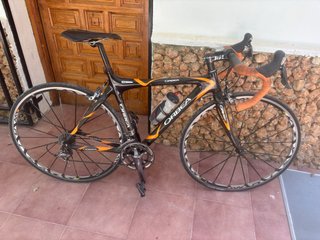 Bicicleta carretera Orbea fibra carbono