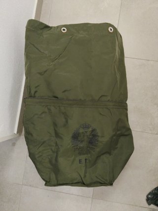 Mochila o petate militar verde