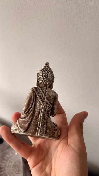 Figura decorativa de Buda efecto piedra