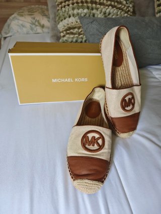 Alpargatas Michael Kors Beige y Marrón