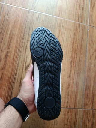 Zapatillas Puma Blancas y Negras Originales