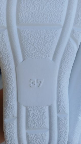 Zuecos HUDD blancos talla 37