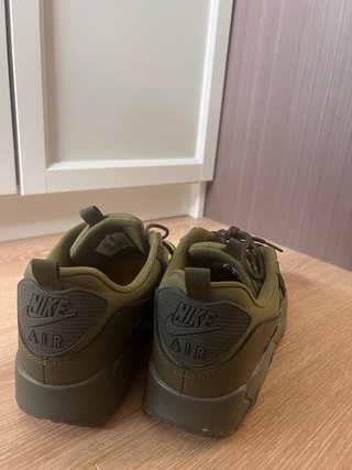 Nike Air Max 90 Talla 43 Verde Militar