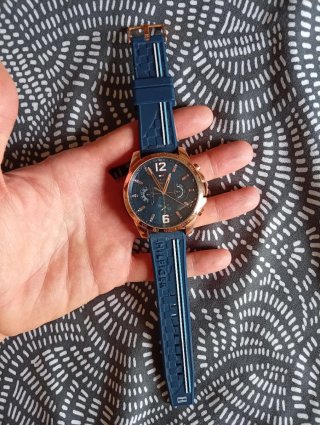Reloj Tommy Hilfiger Azul y Dorado