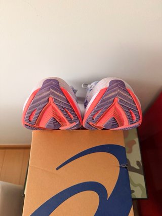 Asics Superblast 2 Tokyo Edición Limitada
